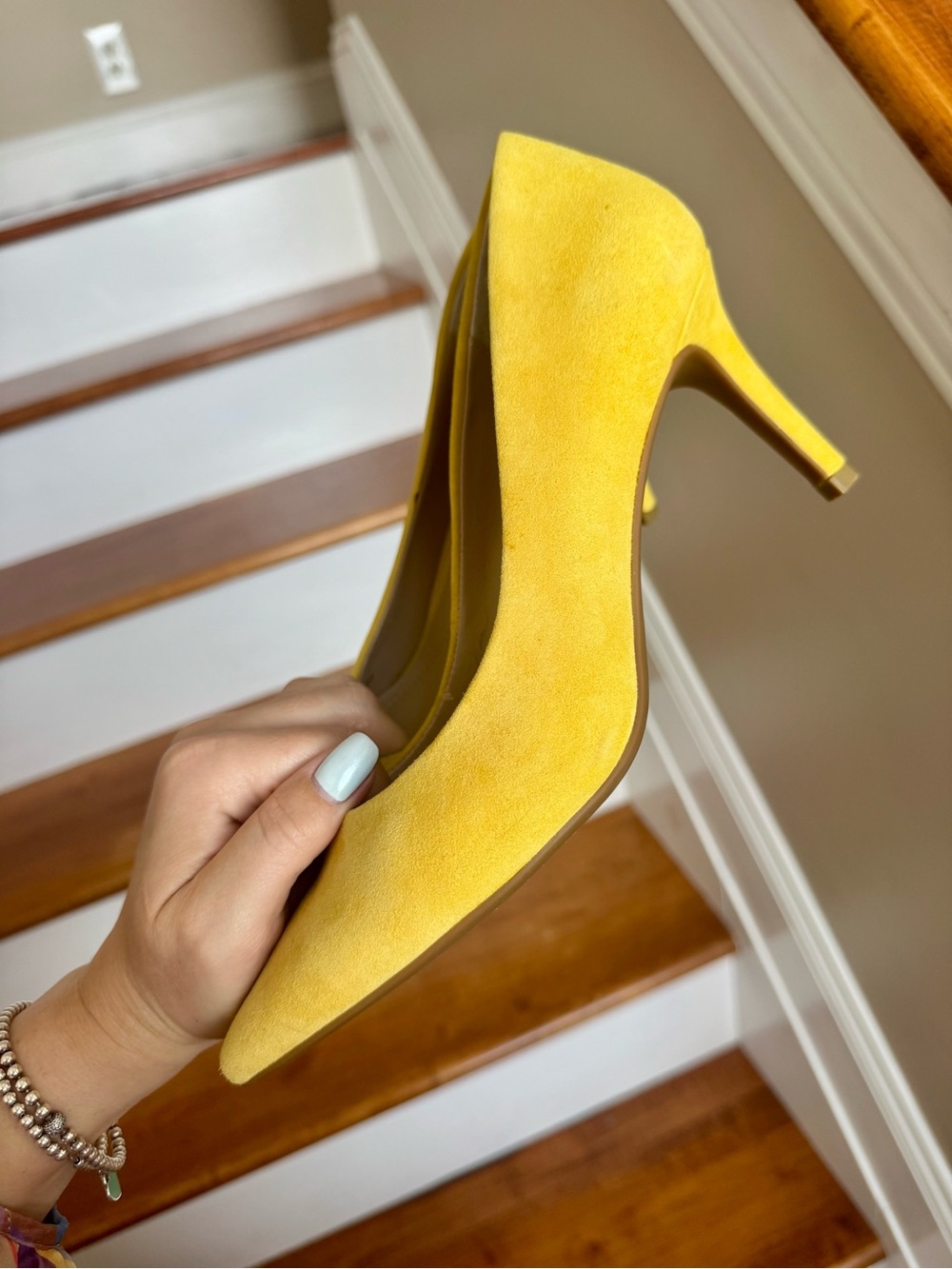 Alfani Stepflex Yellow Suede Pointed Toe Pumps – Size 8.5M - Picture 7 of 12